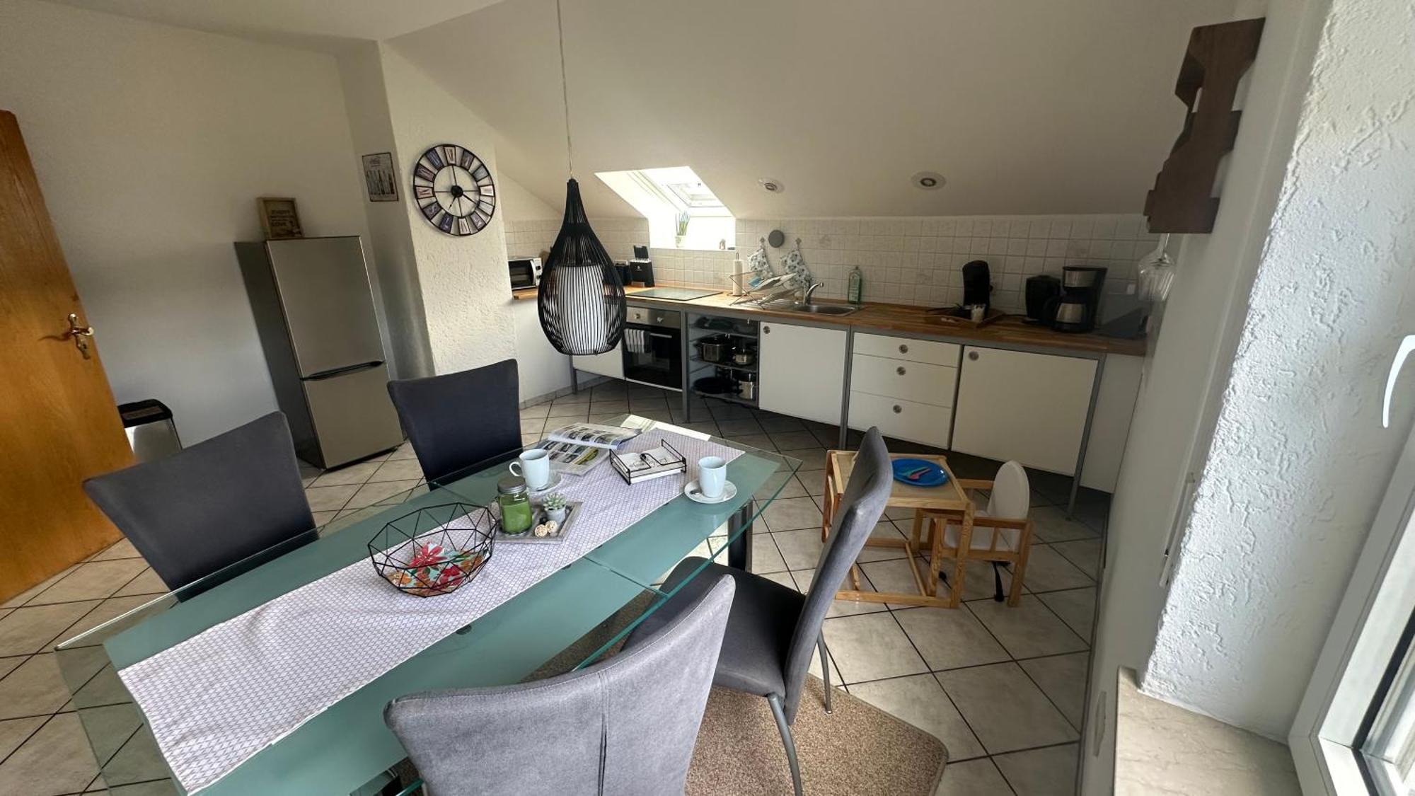 Fewo Hoheeifel, 1 Haus Mit 2 Apartments 5 Schlafzimmer In Kelberg Naehe Nuerburgring Habitación foto